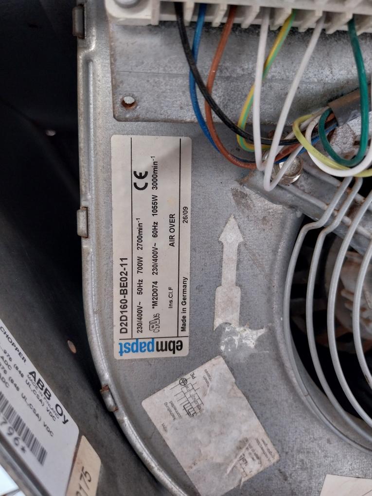 Abb Acs800-104-0580-7+E205+V991 Inverter Drive Module 583Adc 709-976Vdc 0-300Hz