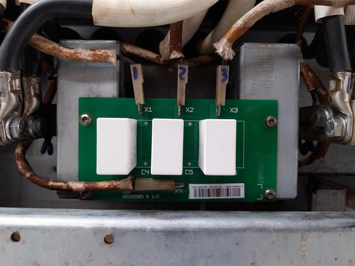 Abb Acs800-104-0580-7+E205+V991 Inverter Drive Module 68685192 Atmb-01C Rev B