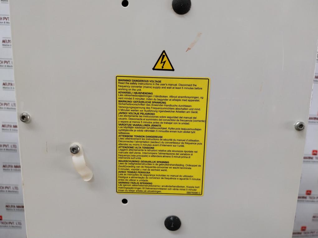 Abb Acs800-104-0580-7+E205+V991 Inverter Drive Module 68685192 Ip00