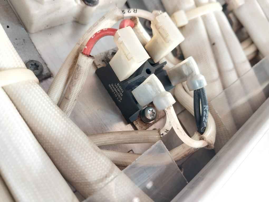 Abb Acs800-104-0580-7+E205+V991 Inverter Drive Module 68685192 Ip00 Aofc-02