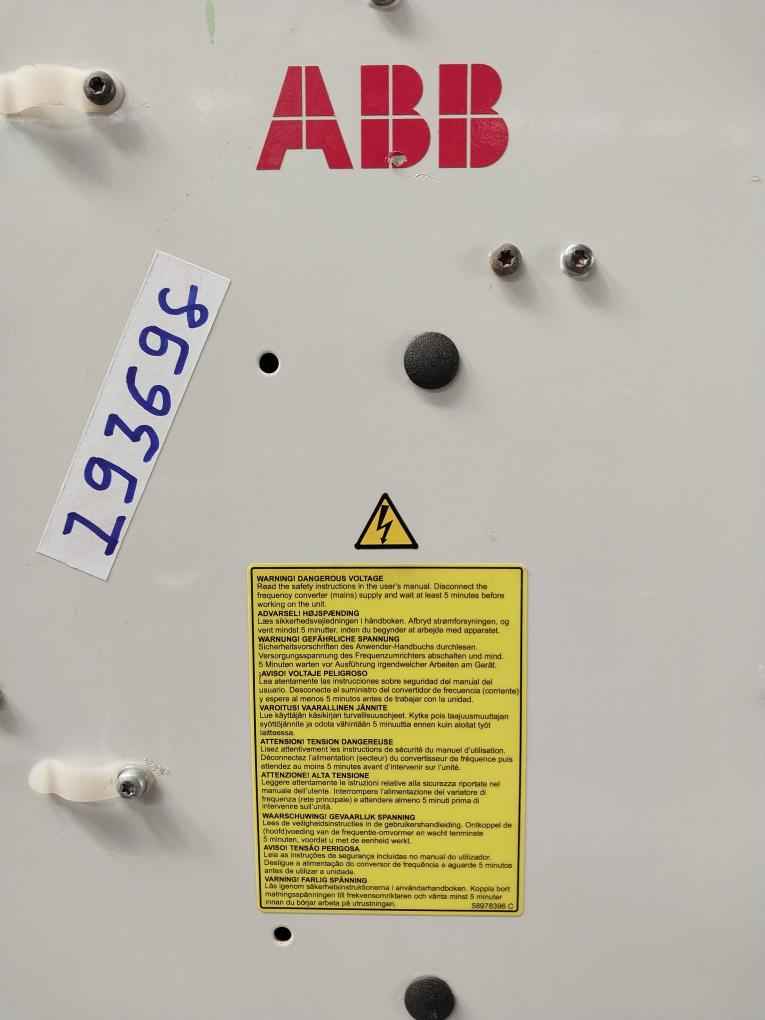 Abb Acs800-104-0580-7+E205+V991 Inverter Drive Module 68685192 Ip00 Aofc-02