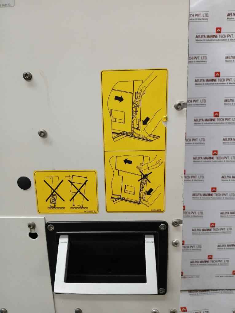 Abb Acs800-104-0580-7+e205+ V991 Industrial Inverter Drive 709–976 Vdc 583 Adc