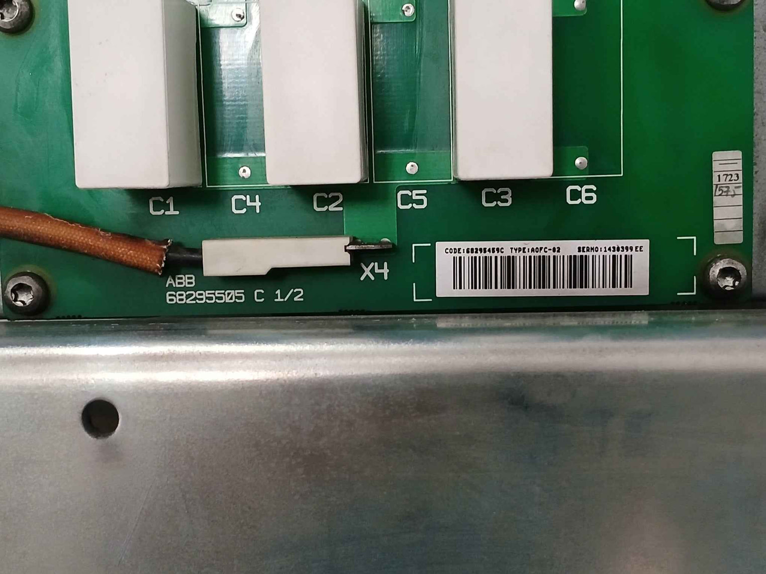 Abb Acs800-104-0580-7+e205+q950+v991 Inverter Drive Module 0–690vac 486a 0–300hz