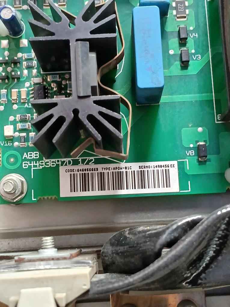 Abb Acs800-104-0580-7+e205+v991 Industrial Inverter Drive 0–690 Vac 486a 0–300hz