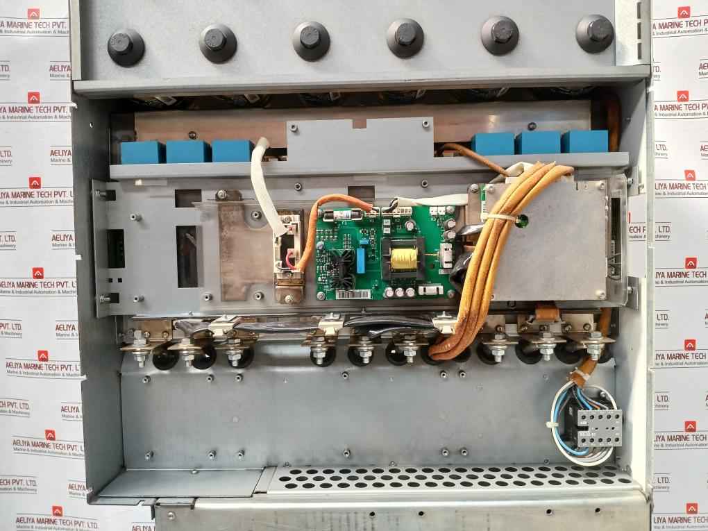 Abb Acs800-104-0580-7+e205+v991 Industrial Inverter Drive 709–976 Vdc 583 Adc