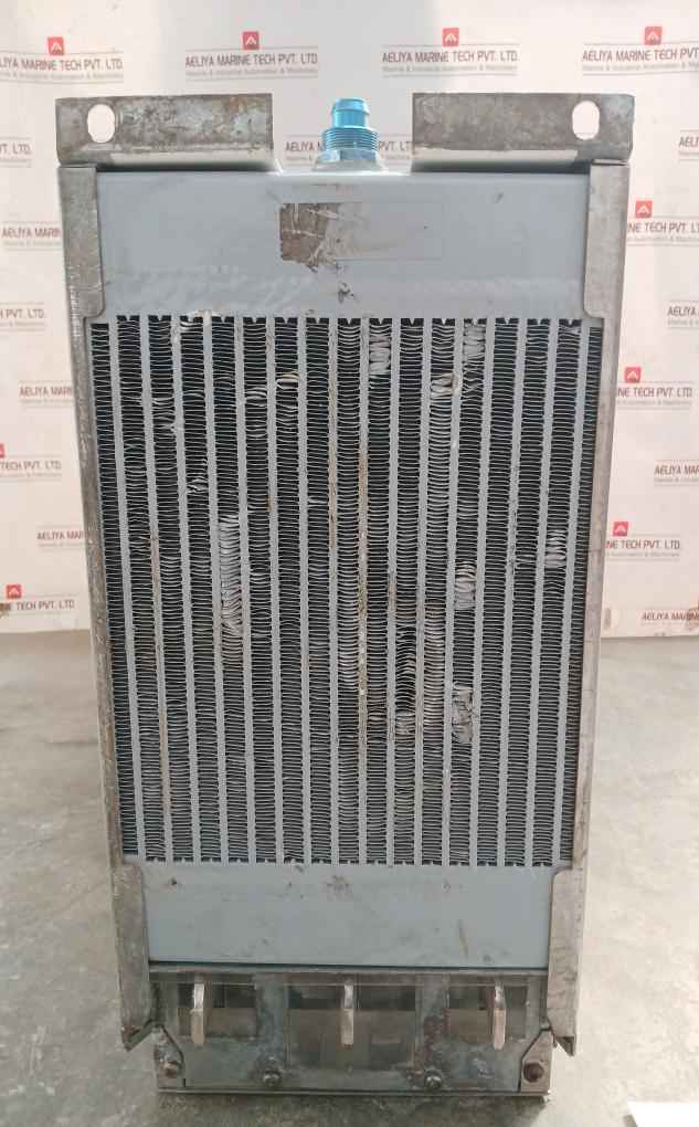 Abb Acs800-104Lc-0700-7+E205+Q950 Frequency Drive 68606039 583 A