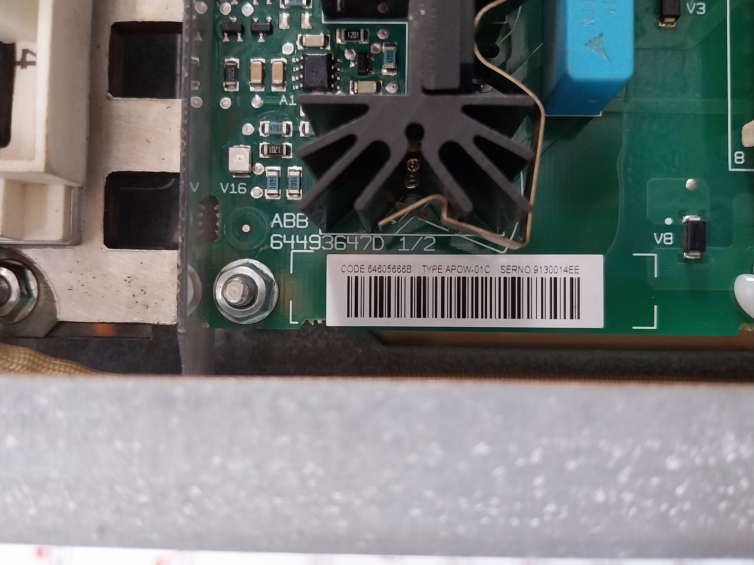 Abb Acs800-104Lc-0700-7+E205+Q950 Inverter Drive