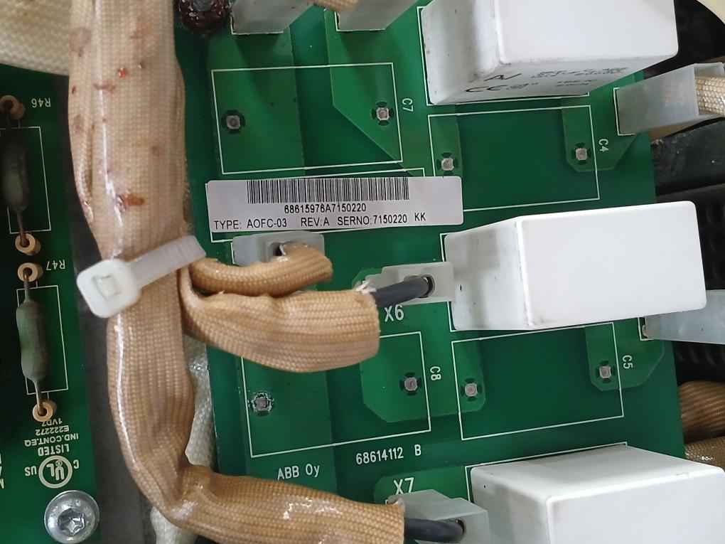 Abb Acs800-104Lc-0700-7+E205+Q950 Inverter Drive Module 68606039 709-976 Vdc