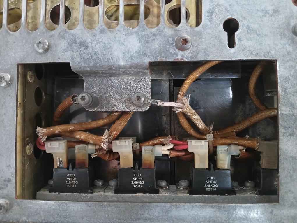 Abb Acs800-104Lc-0700-7+E205+Q950 Inverter Drive Module 68606039 709-976 Vdc