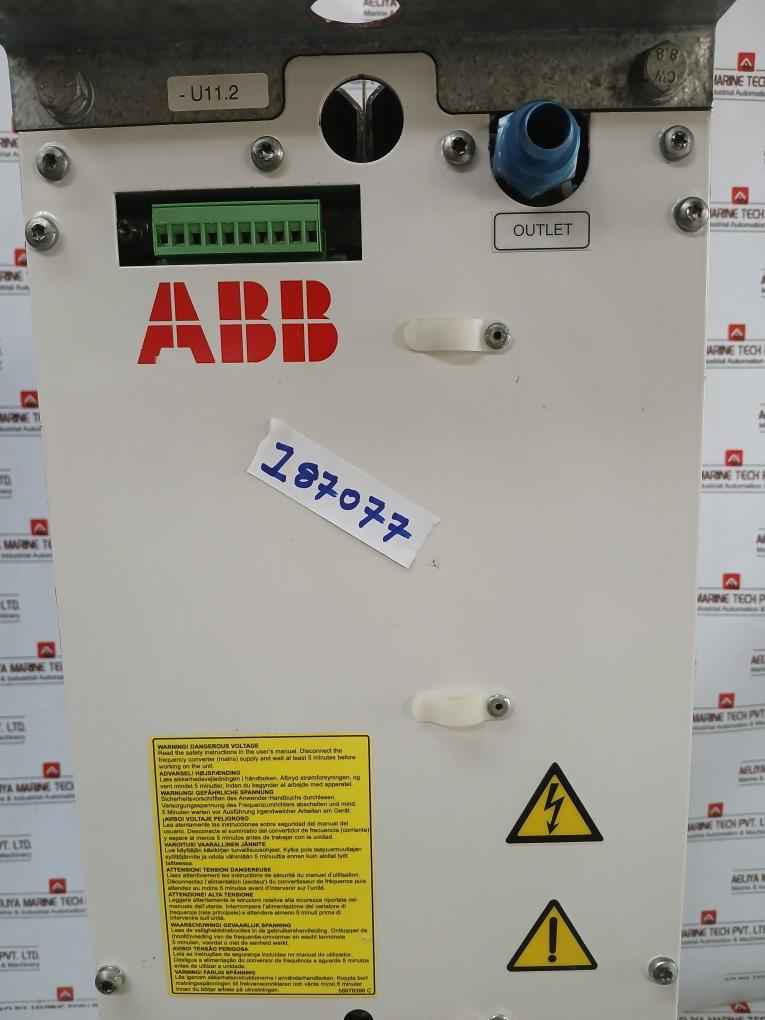Abb Acs800-104Lc-0700-7+E205+Q950 Inverter Drive Module 68606039 709-976 Vdc