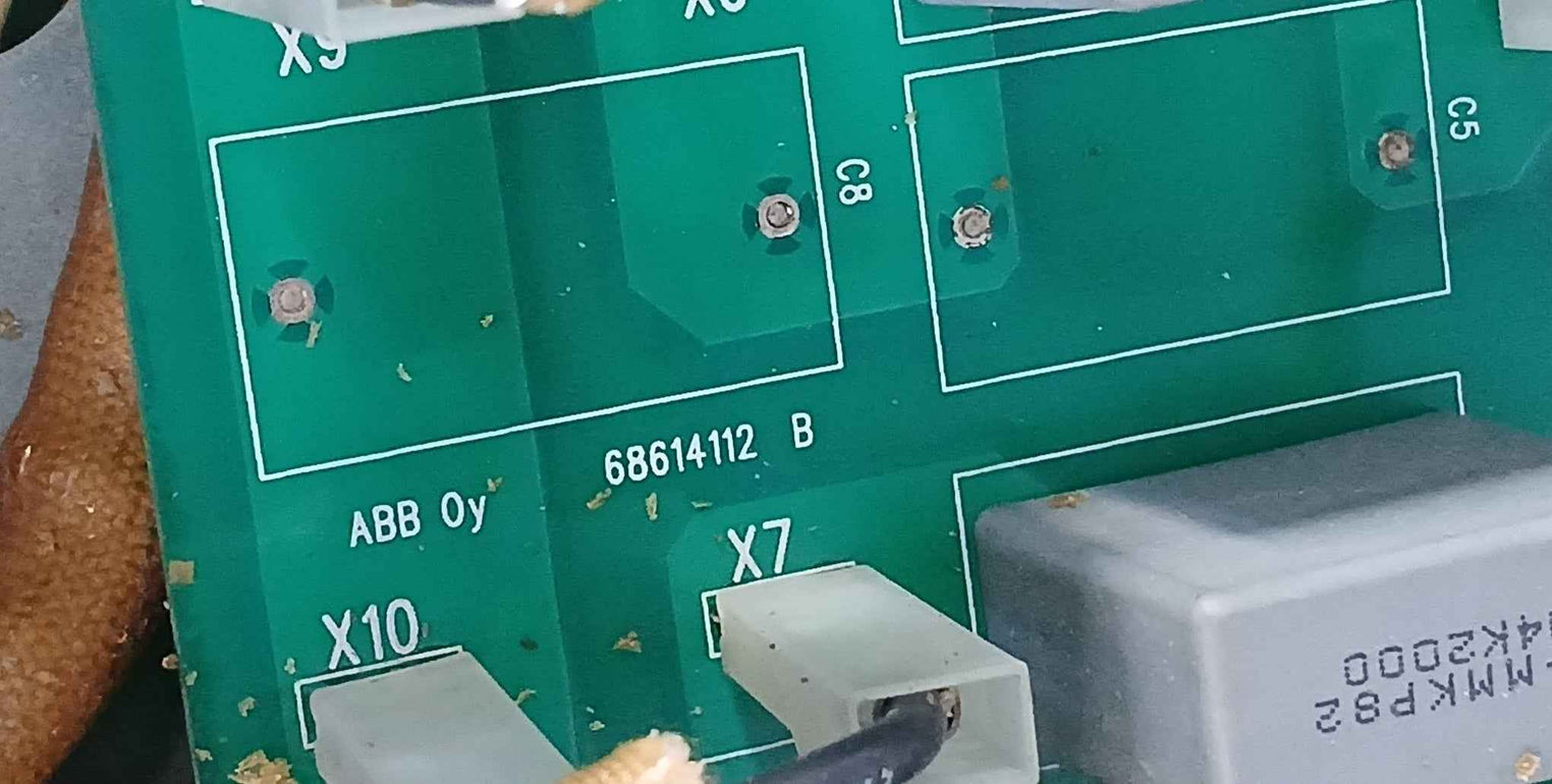 Abb Acs800-104Lc-0700-7+E205+Q950 Inverter Drive Module 68606039 709-976 Vdc