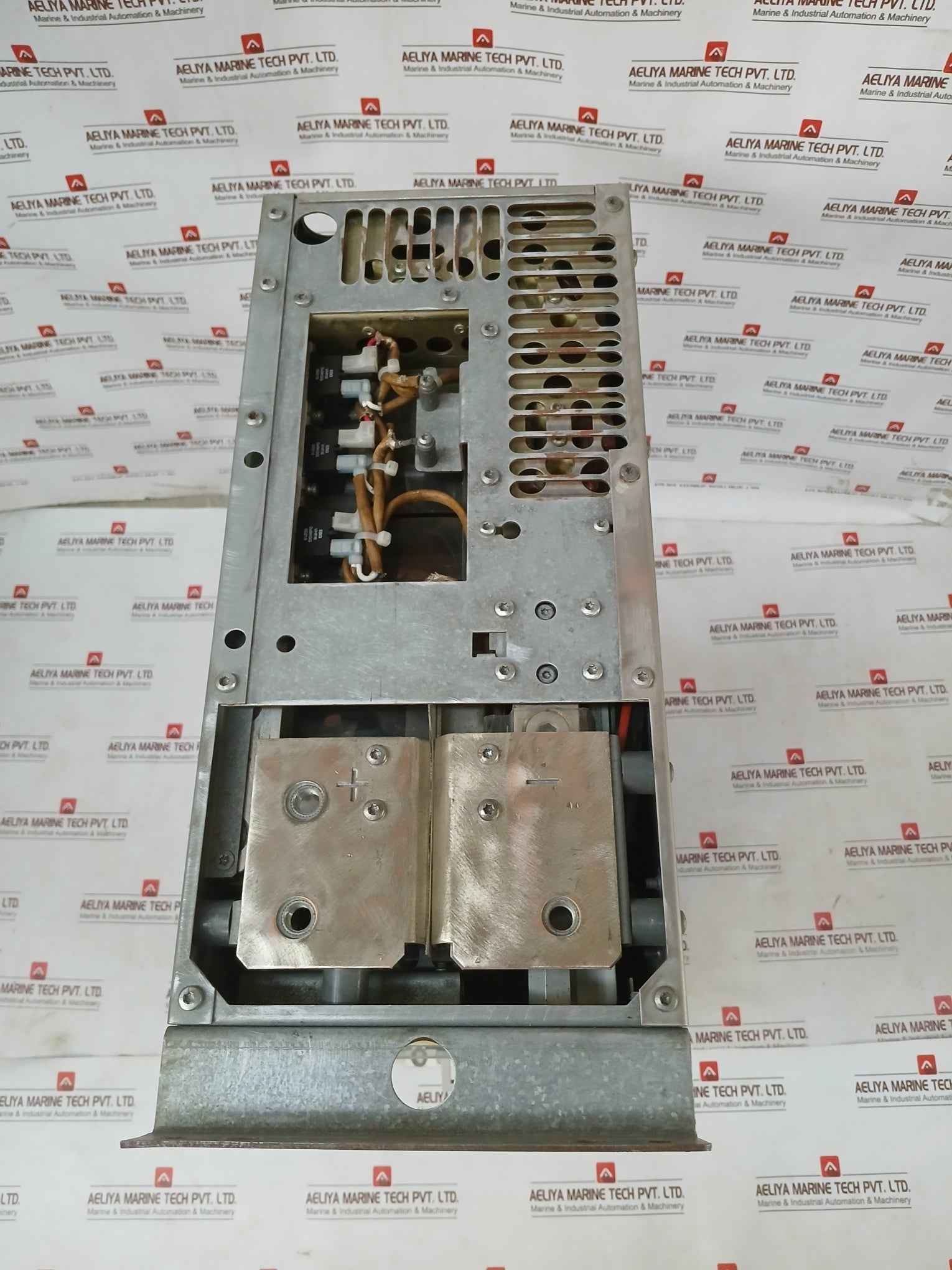 Abb Acs800-104Lc-0700-7+E205+Q950 Inverter Drive Module 68606039 709-976 Vdc