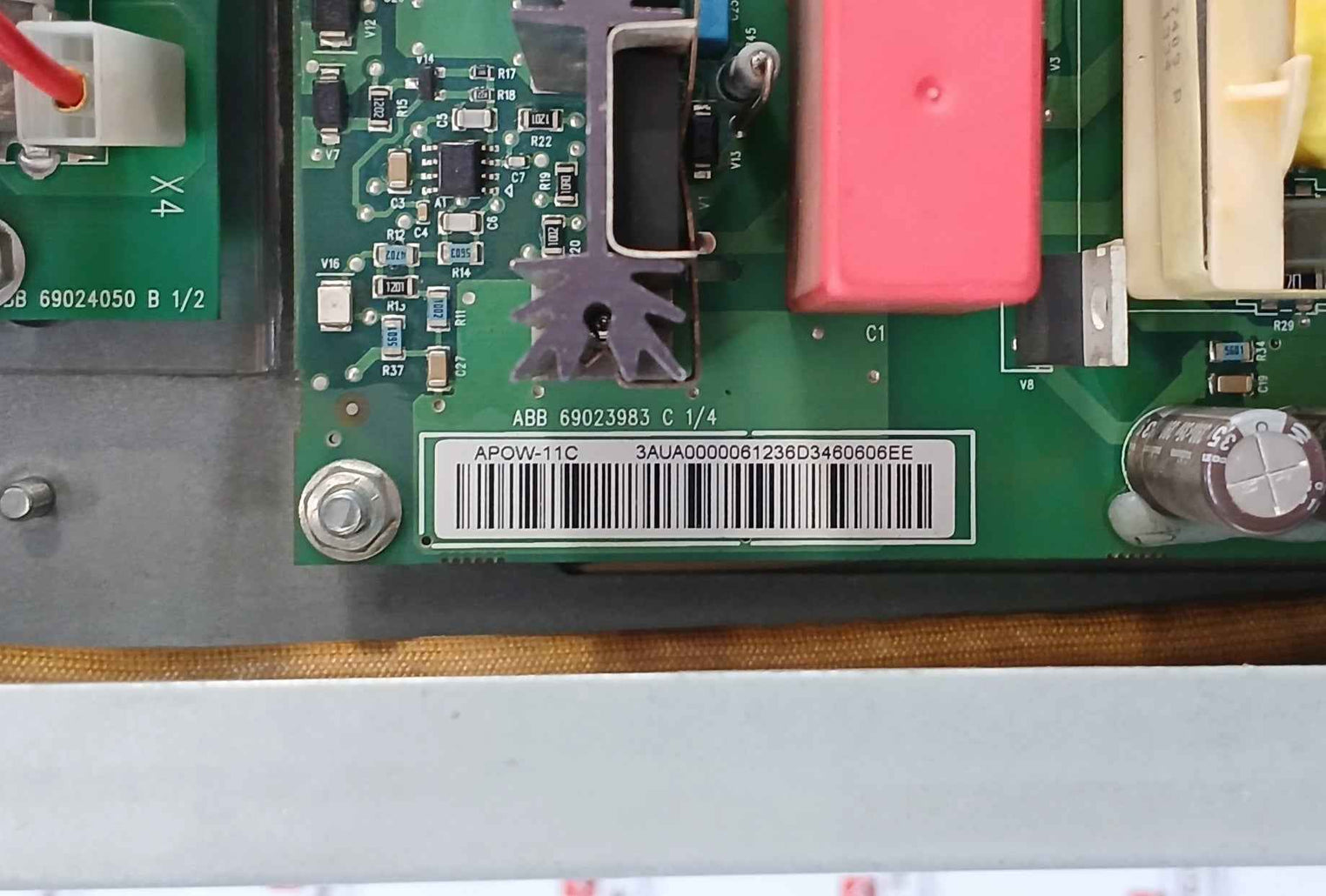 Abb Acs800-104Lc-0700-7+E205+Q950 Inverter Drive Module 68606039 709-976 Vdc