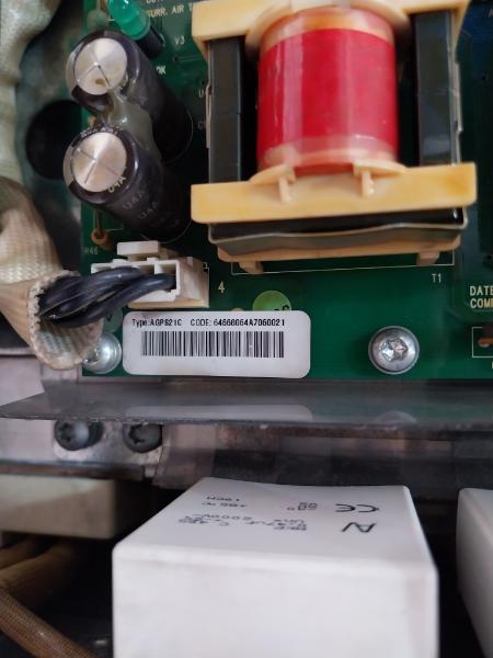 Abb Acs800-104lc-0700-7+e205+q950 Line Converter Inverter I/o Module Rev a