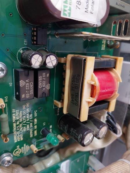 Abb Acs800-104lc-0700-7+e205+q950 Line Converter Inverter I/o Module Rev a