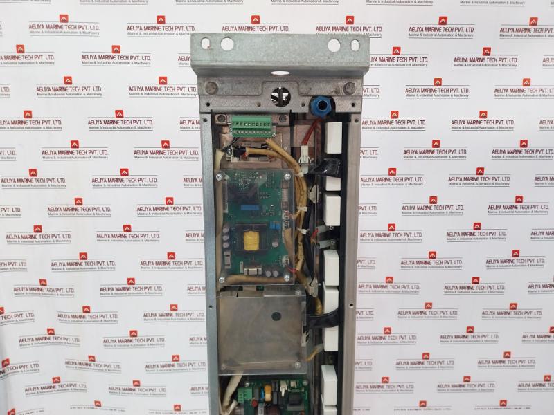 Abb Acs800-104lc-0700-7+e205+q950 Line Converter Inverter I/o Module Rev a