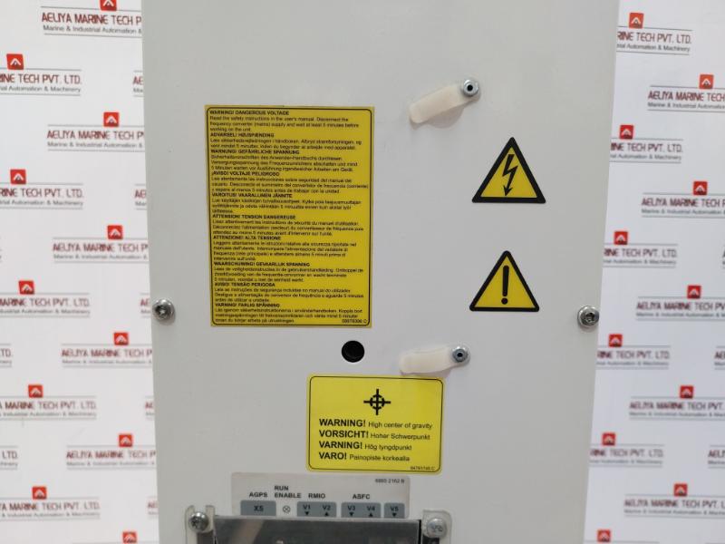 Abb Acs800-104lc-0700-7+e205+q950 Line Converter Inverter I/o Module Rev a