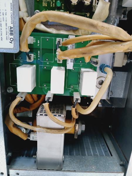 Abb Acs800-104Lc-0700-7+E205+Q950 Line Converter Inverter I/O Module