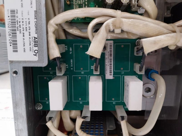 Abb Acs800-104Lc-0700-7+E205+Q950 Low Voltage Industrial Ac Drive 700 Adc 582