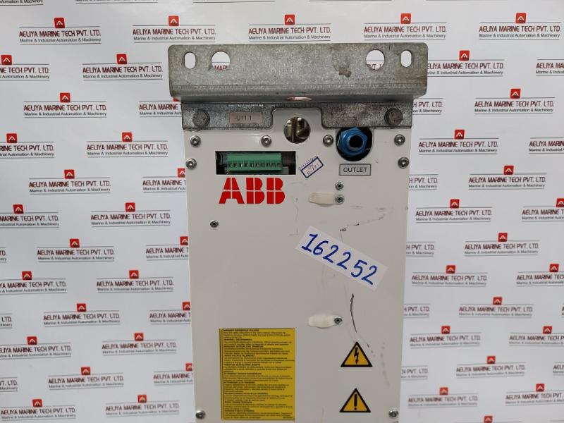 Abb Acs800-104Lc-0700-7+E205+Q950 Low Voltage Industrial Ac Drive 700 Adc 582