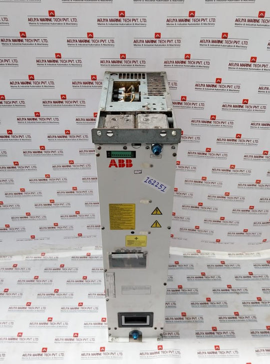 Abb Acs800-104Lc-0700-7+E205+Q950 Low Voltage Industrial Ac Drive 700 Adc 583 A