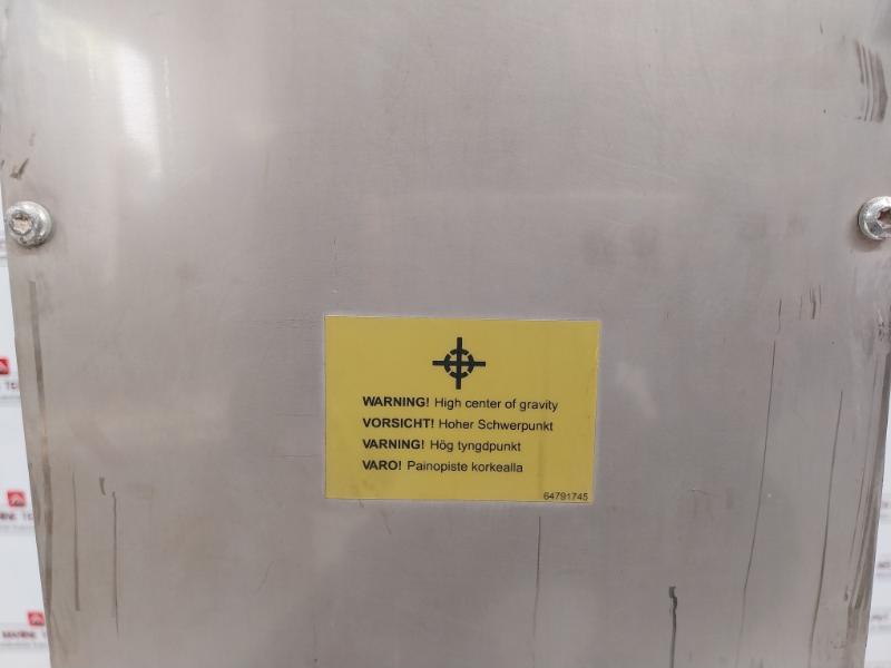 Abb Acs800-104Lc-0700-7+E205+Q950 Low Voltage Industrial Ac Drive 700 Adc 583 A