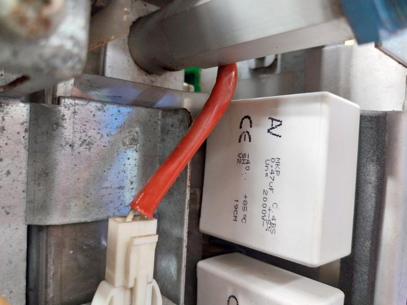 Abb Acs800-104Lc-0700-7+E205+Q950 Low Voltage Industrial Ac Drive 700 Adc 583 A