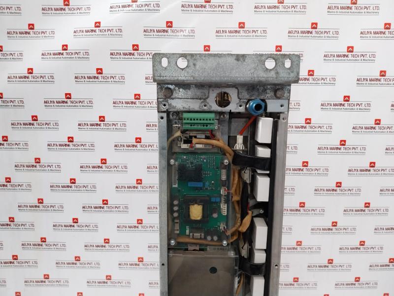 Abb Acs800-104Lc-0700-7+E205+Q950 Low Voltage Industrial Ac Drive 700 Adc 583 A