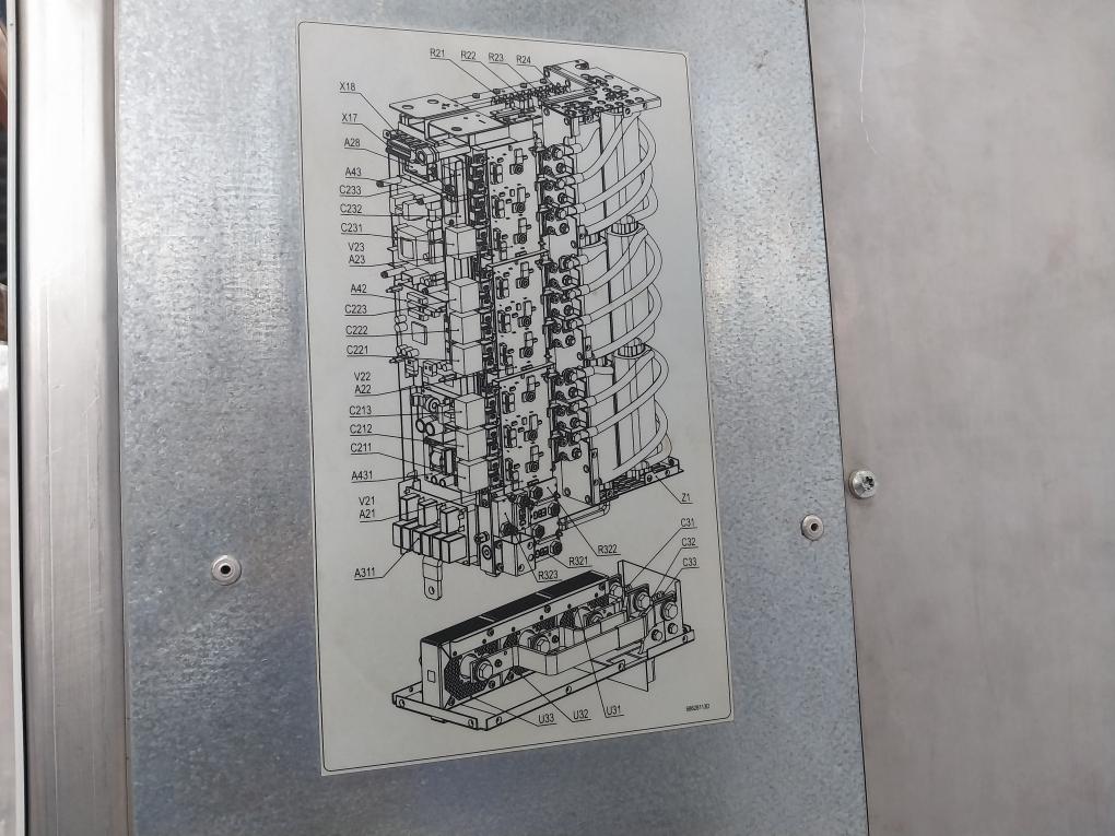 Abb Acs800-104Lc07007+E205+Q950 Line Converter Inverter I/O Module Rev A Agps21C