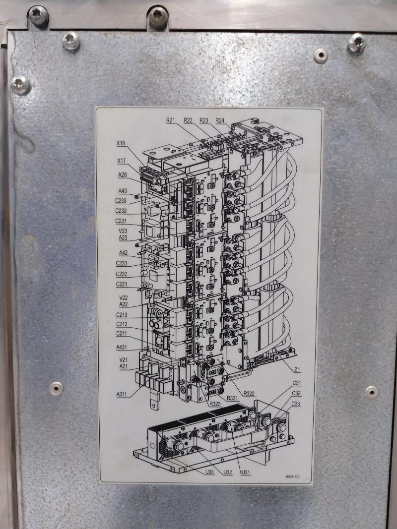 Abb Acs800-104Lc-0700-7+E205+Q950 Inverter Drive Module 68606039 709…976 Vdc
