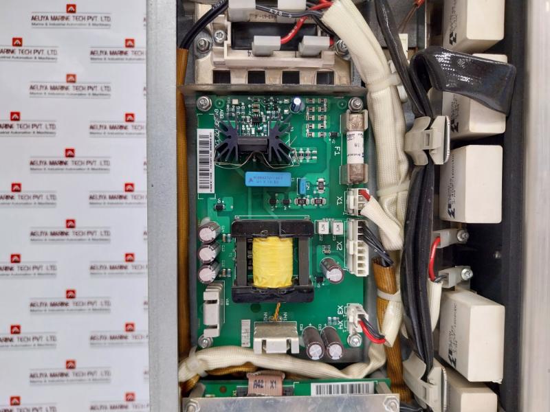 Abb Acs800-104Lc-0700-7+E205+Q950 Inverter Unit Module 709…976Vdc 700 Adc