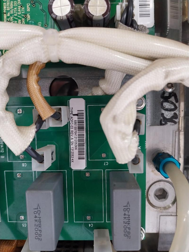 Abb Acs800-104Lc-0700-7+E205+Q950 Inverter Unit Module 709…976Vdc 700 Adc
