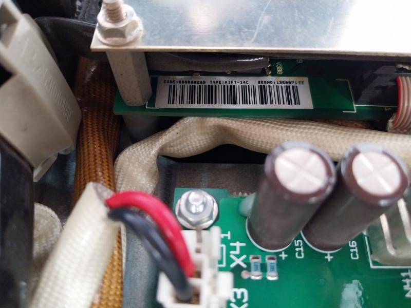 Abb Acs800-104Lc-0700-7+E205+Q950 Inverter Unit Module 709…976Vdc 700 Adc