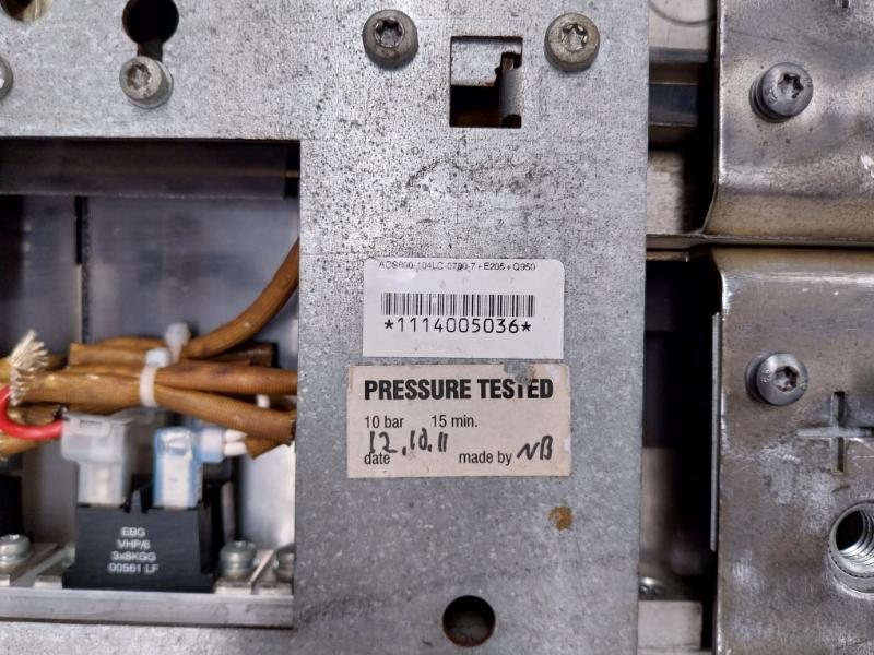 Abb Acs800-104Lc-0700-7+E205+Q950 Inverter Unit Module 709…976Vdc 700 Adc