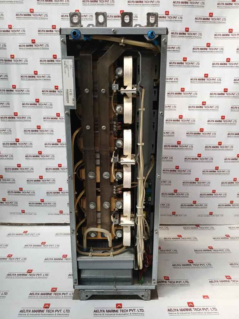 Abb Acs800-704Lc-2150-7 Frequency Converter 68648858 380–690V Ac 1796 A