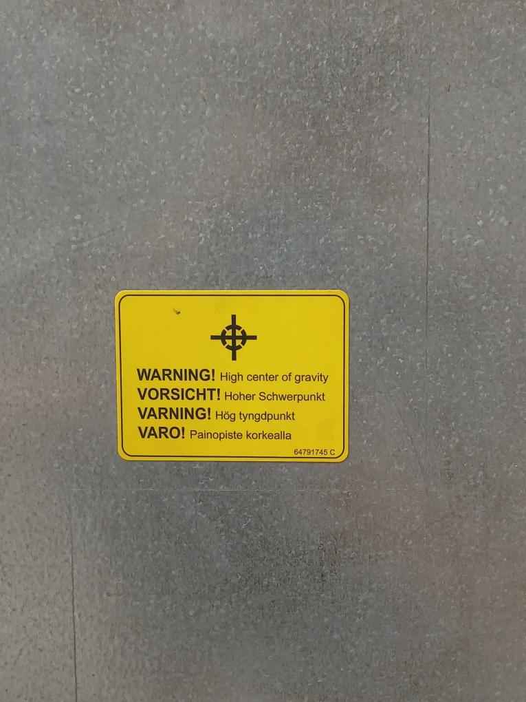 Abb Acs800-704Lc-2150-7 Frequency Converter 68648858 380–690V Ac 1796 A