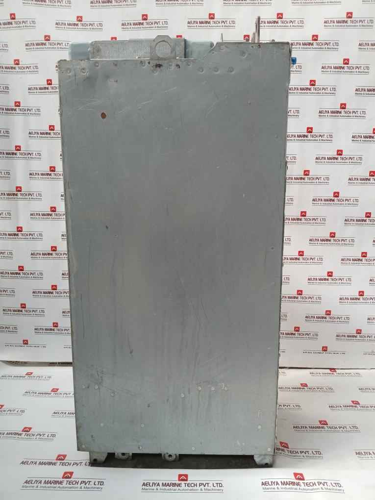 Abb Acs800-704Lc-2150-7 Frequency Converter 68648858 380–690V Ac 1796 A