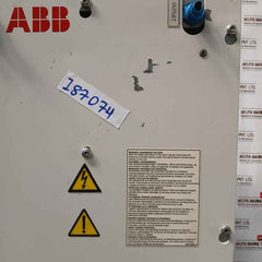 Abb Acs800-704Lc-2150-7 Frequency Converter 68648858 380–690V Ac 1796 A