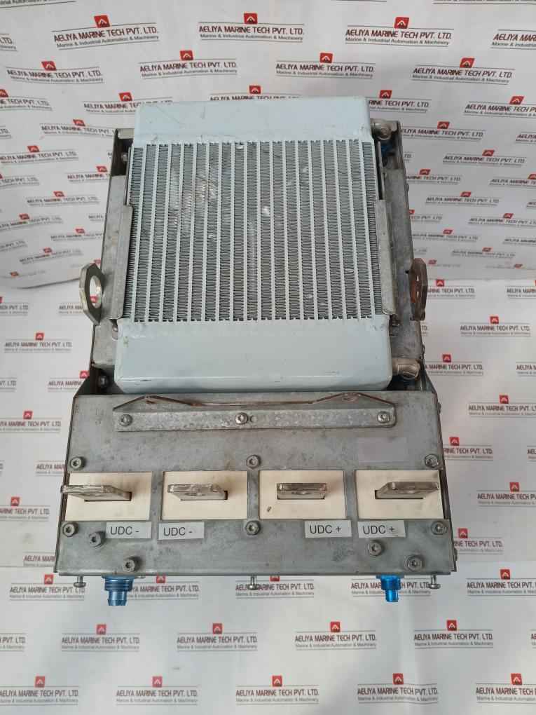 Abb Acs800-704Lc-2150-7 Frequency Converter Dsmb-03C Rev F 380–690V Ac 1796 A