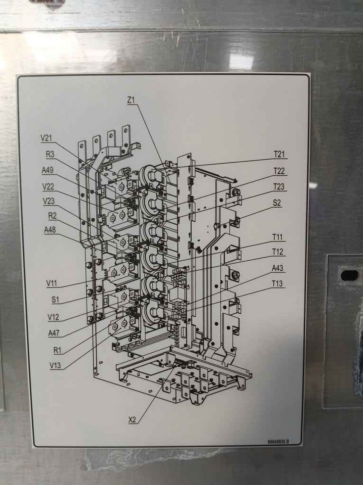 Abb Acs800-704Lc-2150-7 Frequency Converter Dsmb-03C Rev F 380–690V Ac 1796 A