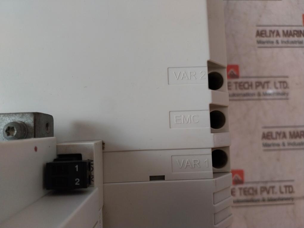 Abb Acs850-04-025A-5+J400 Drive Module Ip20 3~380-500 V 20 A 48-63Hz