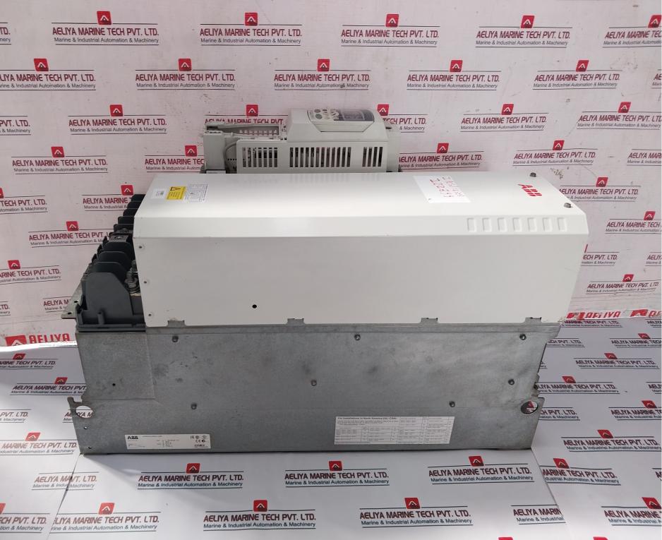 ABB ACS850-04-202A-5+J400 AC Drive Module 3-Phase 400/480/500 VAC 198A 50/60Hz