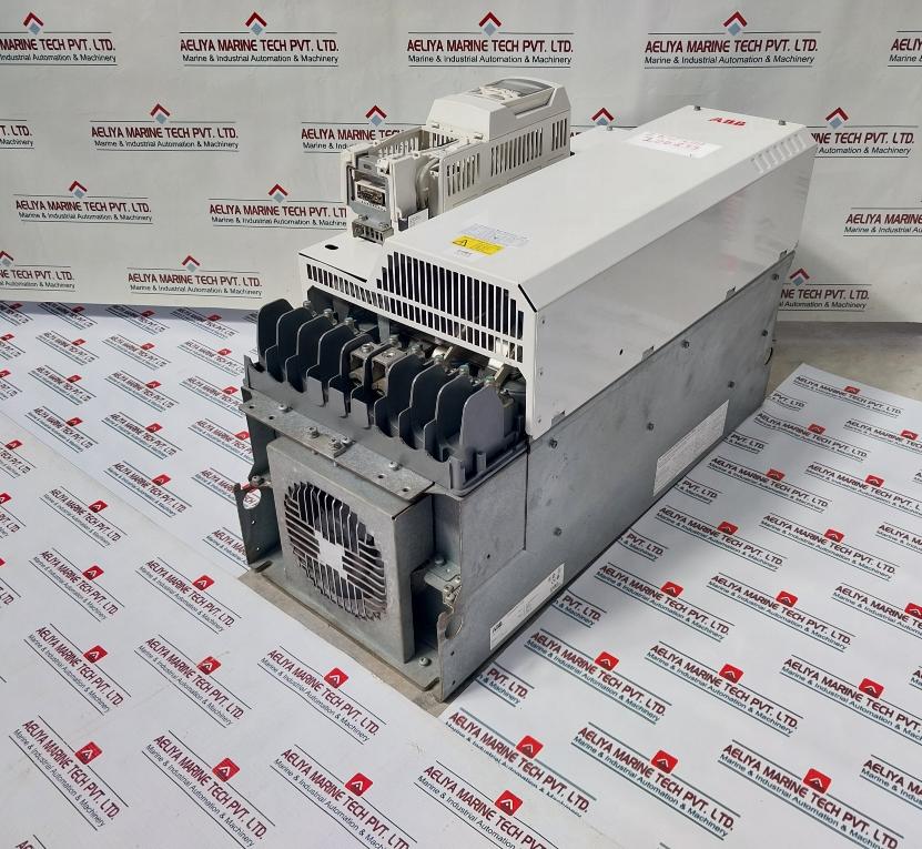 ABB ACS850-04-202A-5+J400 AC Drive Module 3-Phase 400/480/500 VAC 198A 50/60Hz