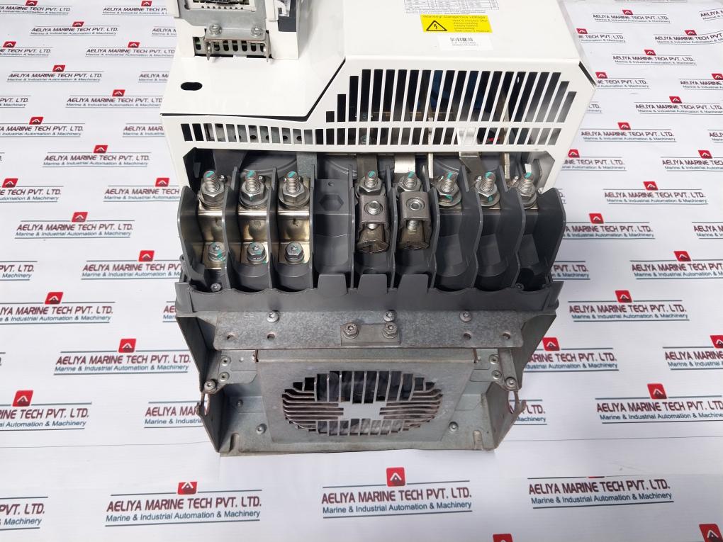 ABB ACS850-04-202A-5+J400 AC Drive Module 3-Phase 400/480/500 VAC 198A 50/60Hz