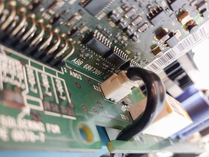 Abb Acs850-04-225A-5+J400 Frequency Converter Drive Module 221 A 400/480/500V Ac