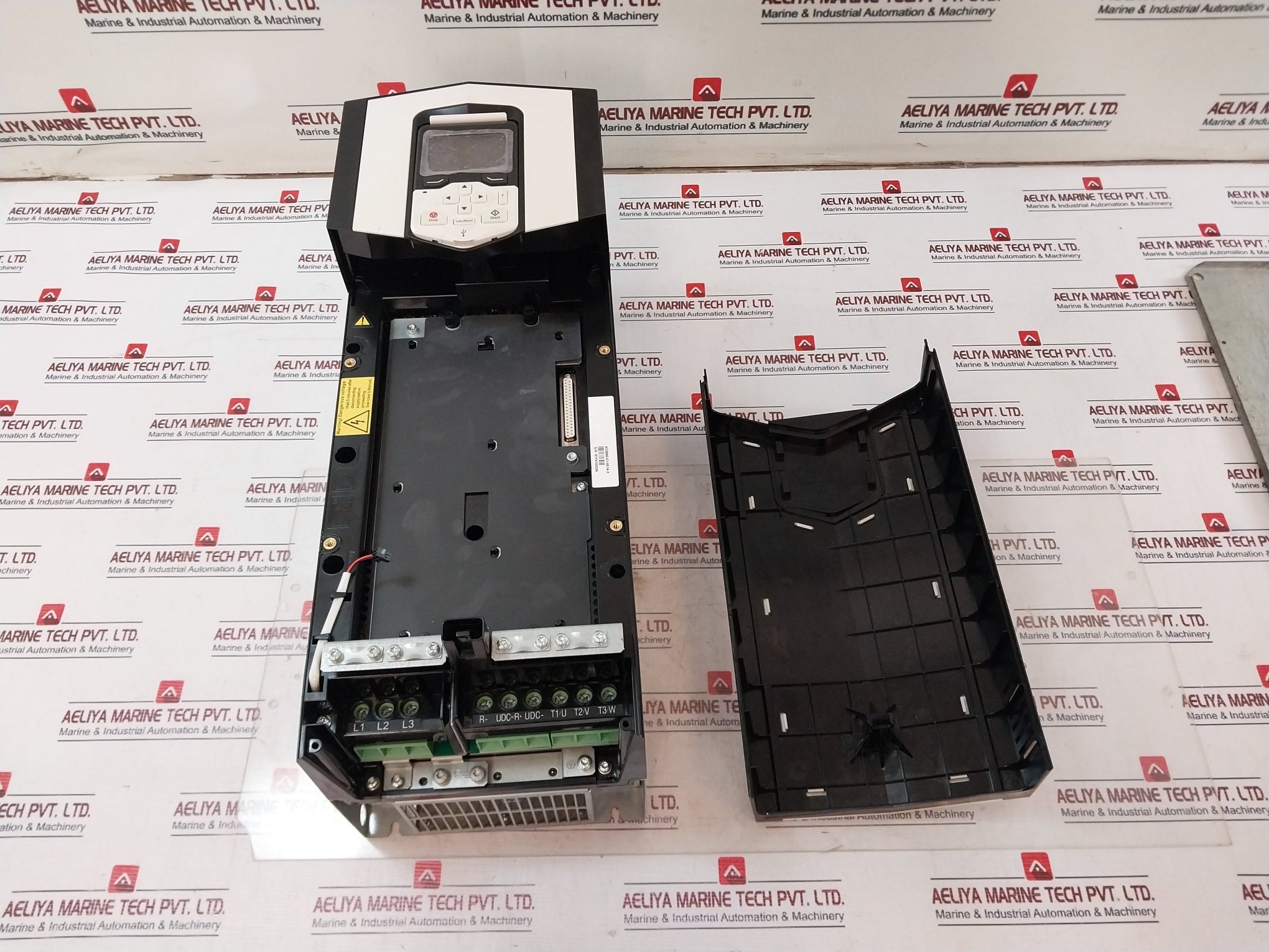 Abb Acs880-01-061A-3+P944 Frequency Inverter Drive