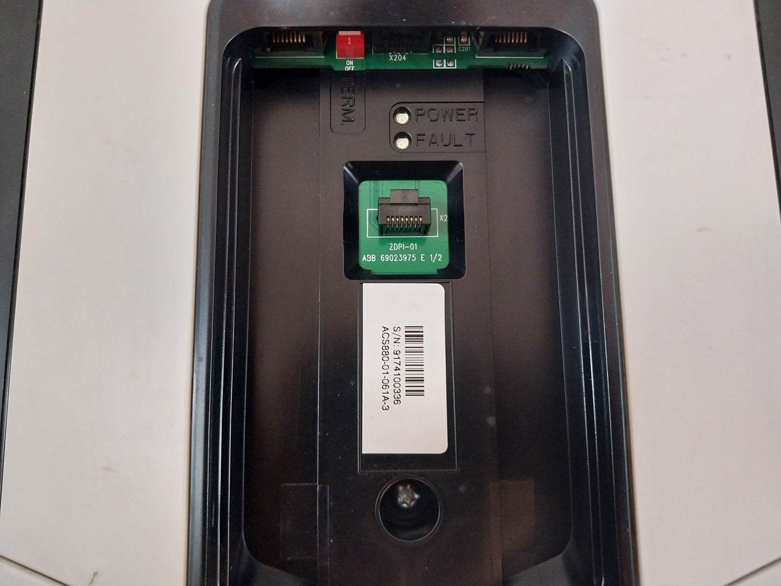 Abb Acs880-01-061A-3+P944 Frequency Inverter Drive