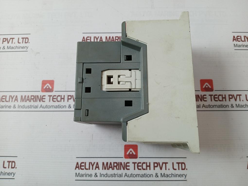 Abb Af116-30 Contactor 1Sfc100003M0201 100–250V Ac/Dc 50/60Hz 1000V