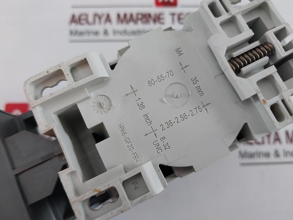 Abb Af16-30-10-11 Contactor 24-60V 50/60Hz 20-60Vdc 690V~ 35A 6Kv 600Vac 30A Ip20