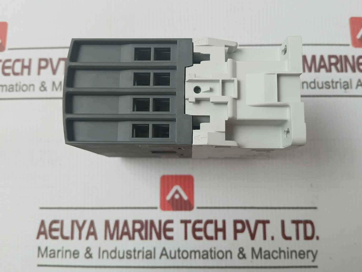 Abb Af26-40-00-11 Contactor 24–60 Vac 55A 50/60Hz Awg 6–16 1.5Kv